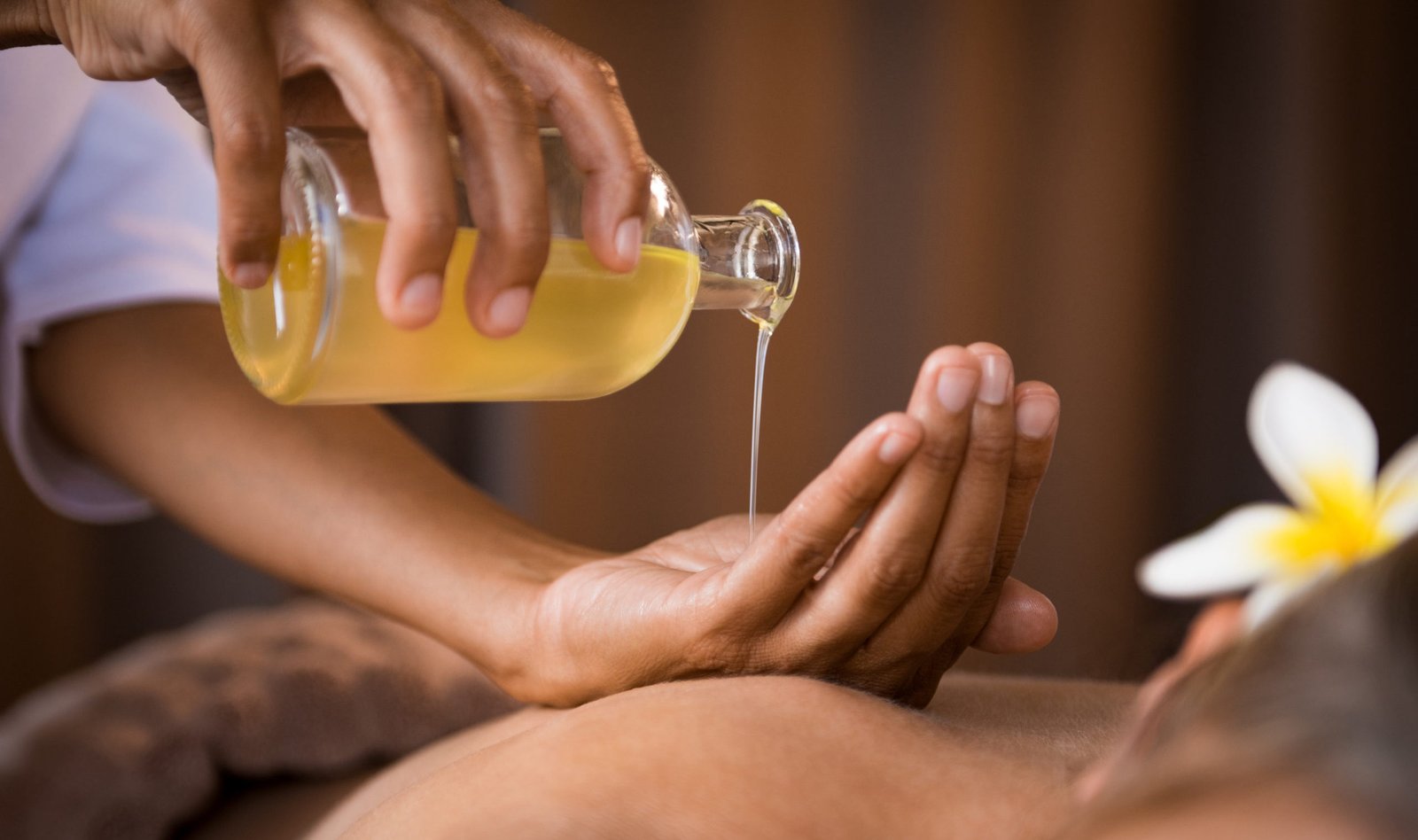 Aromatherapy Massage Aurum Luxe Spa